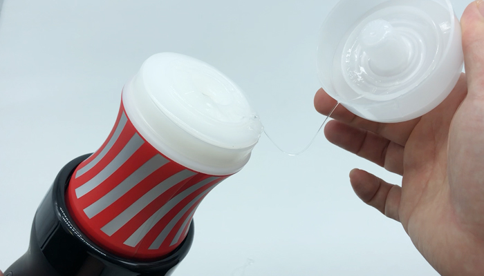 TENGA GYRO ROLLERカップの蓋を開けた画像