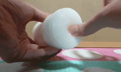 TENGA オリジナルバキューム・カップ エクストラクールの弾力アニメーション画像