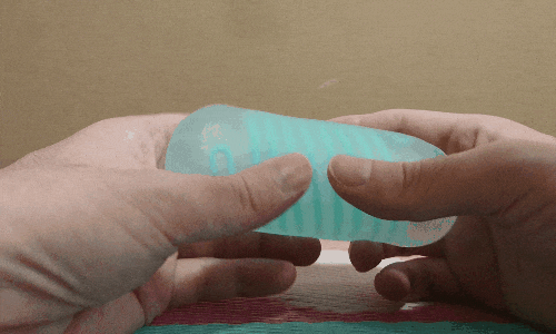 TENGA スピナー ピクセル クール エディションの弾力アニメーション画像