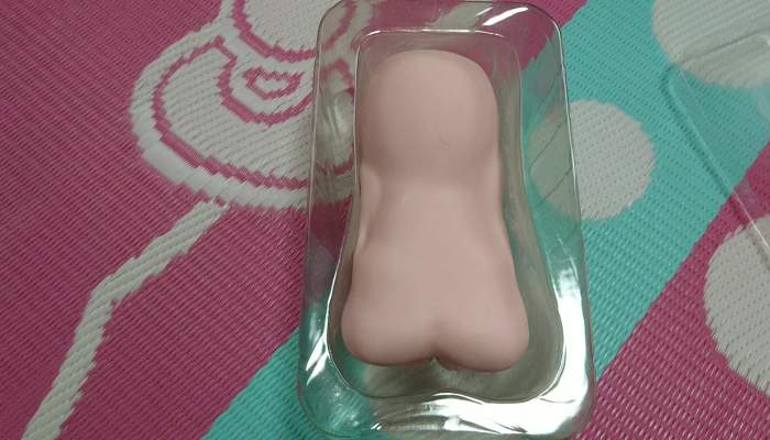 極選愛器 小倉由菜の本体画像