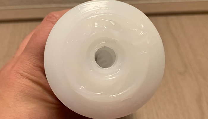 「PREMIUM TENGA デュアルフィールカップ」正面の画像