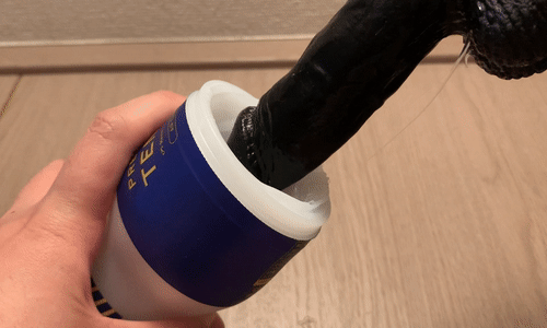 「PREMIUM TENGA エアークッションカップ」シコシコを更に早めるアニメーション画像
