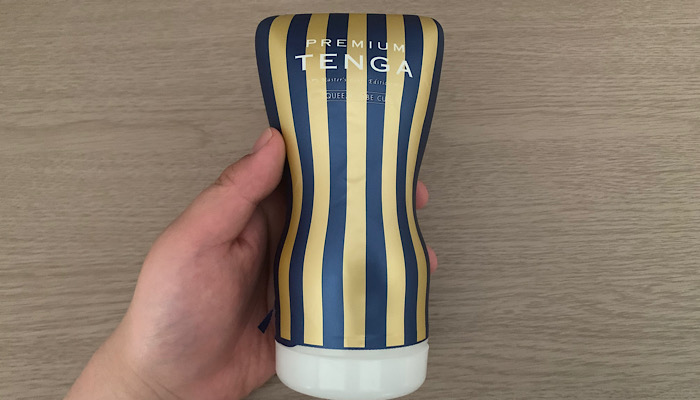 「PREMIUM TENGA スクイズチューブカップ」のパッケージ画像