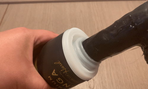「PREMIUM TENGA HARD」シコシコを早めるアニメーション画像