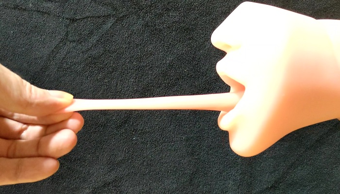 玉舐めギャルのベロ画像